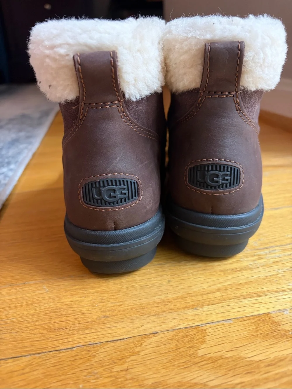UGG Hapsburg Women's Duck Boots Zip Brown Leather Waterproof